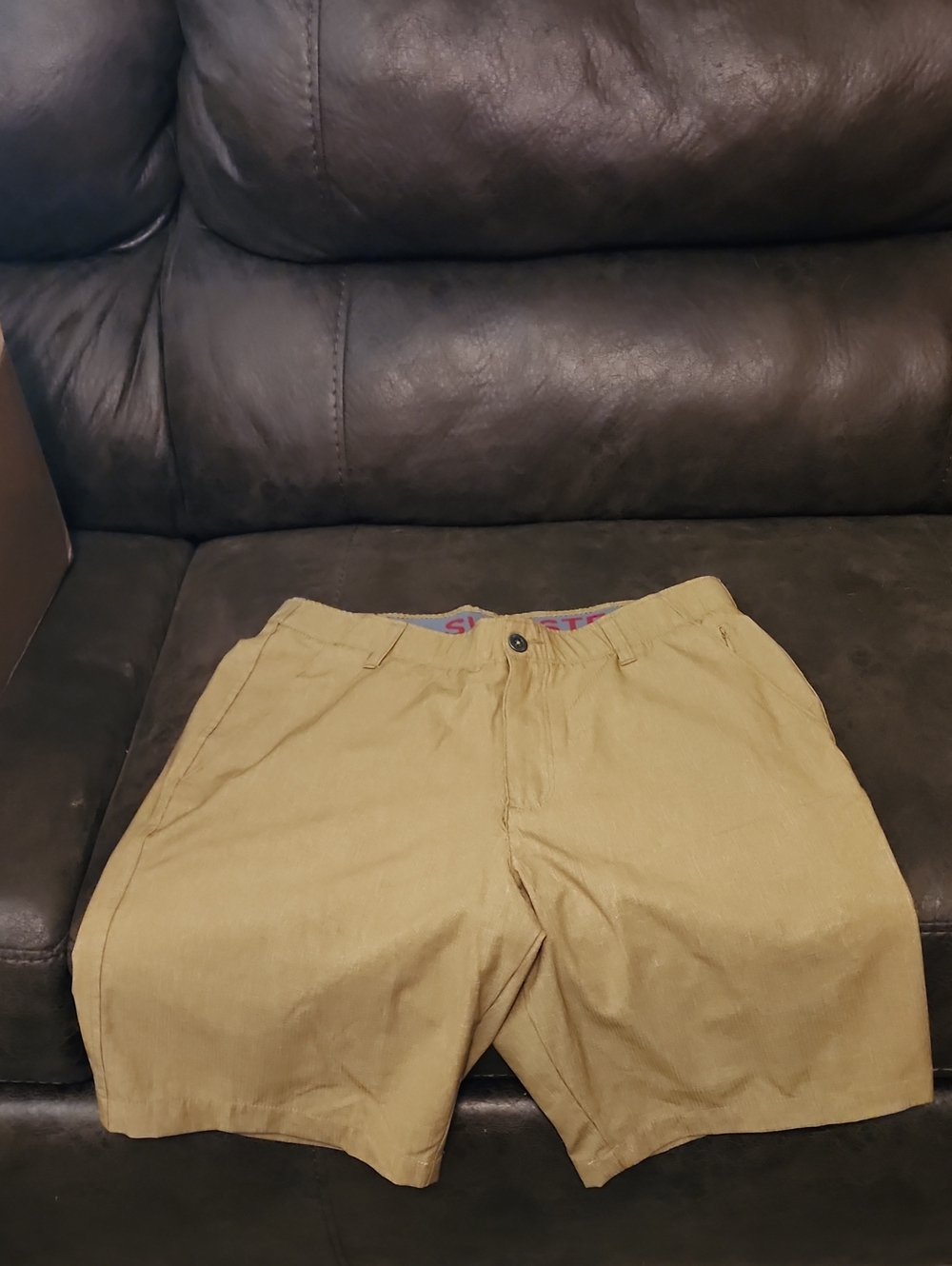 Swiss Tech Men's Flat Front Tan Shorts